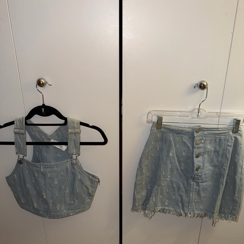 Bacio Striped Blue Crop Top and Mini Skirt Set